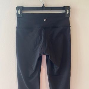 Lululemon Black Capris Leggings